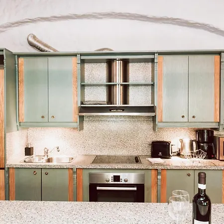 Old Town 3 Bedroom * تالين