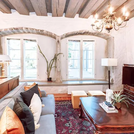 Old Town 3 Bedroom